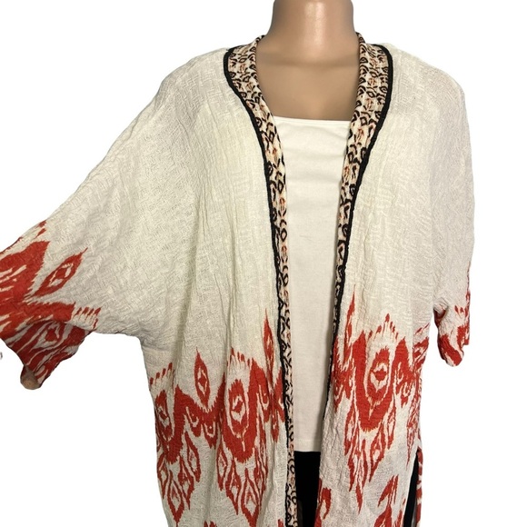 3/$30 🍂 Chico’s Lightweight Printed Cardigan Sweater - Picture 3 of 8